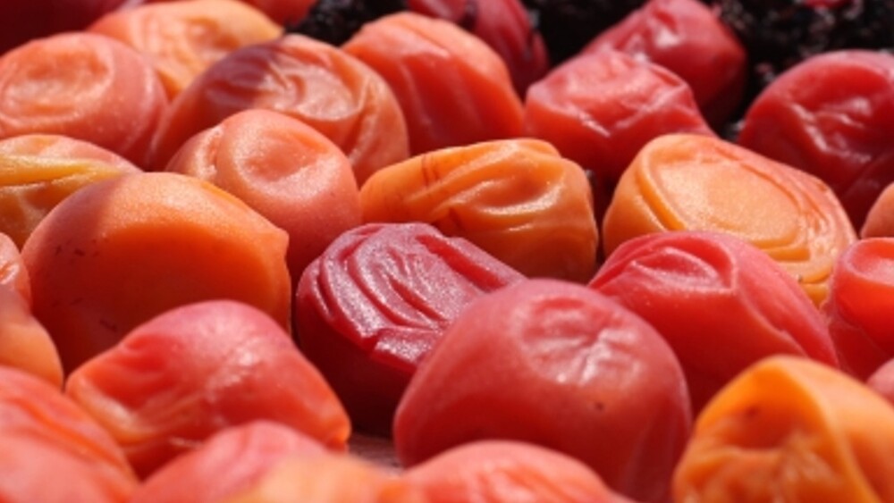 沈女指出，1月26日當天因懷孕嘔吐感嚴重，便至超商購買酸梅緩解不適。示意圖／翻攝自photoAC