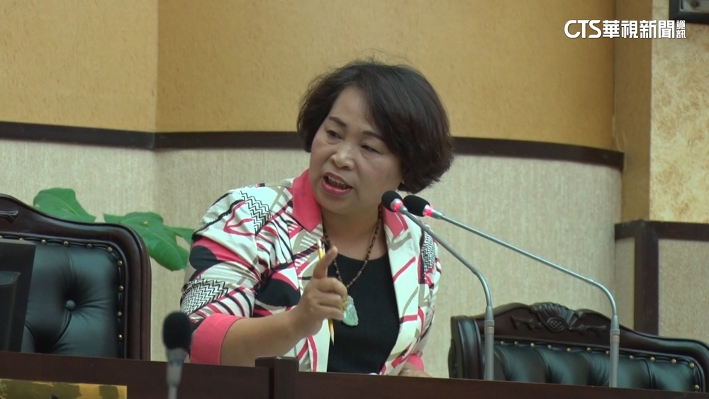 涉詐領逾230萬助理費　南市前議長賴美惠起訴