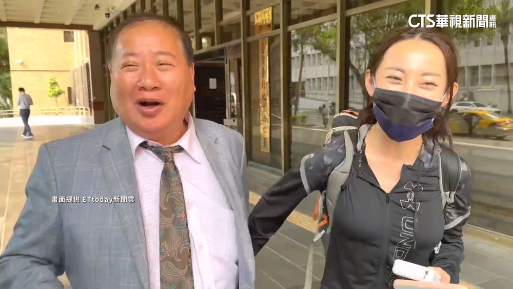 挨告4罪！　曾格爾父女現身出庭　爸：今天她生日