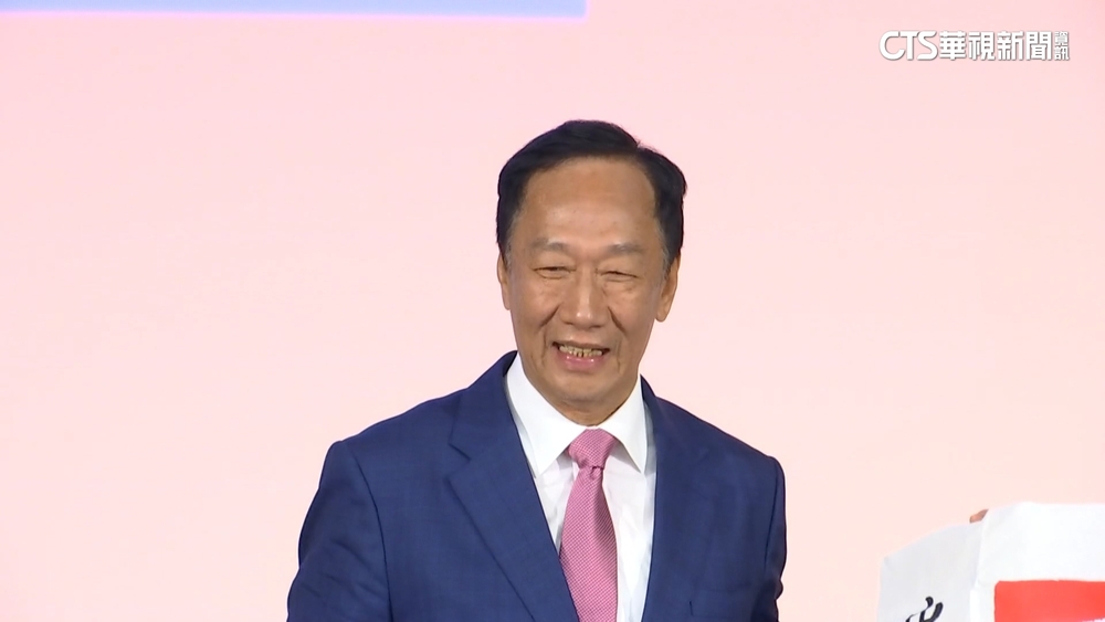 重返「毋忘在莒」勒石　郭問外媒：不覺得兩岸快戰爭嗎