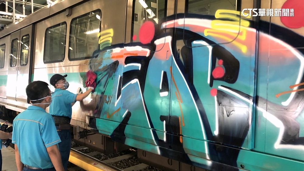 高捷也遭惡意塗鴉！警掌握嫌犯　最重可罰百萬