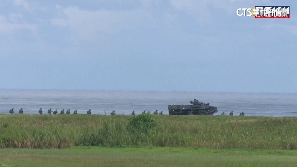 菲澳展開南海「波浪軍演」　將密切聯合巡邏