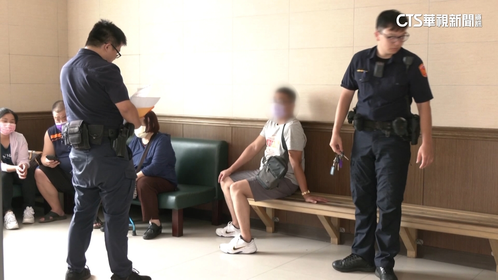 照顧2年！　「不吃早餐」爆口角　孝子推中風母撞頭亡