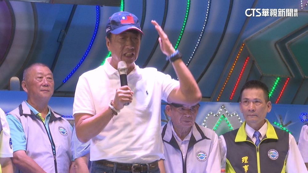 宣布參選後首強碰！　郭問柯：什麼時候約喝果汁？