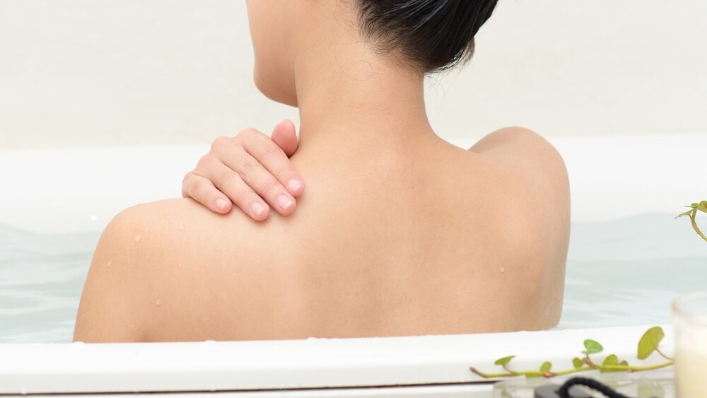 親哥哥是偷拍狼！遭妹妹質問時還噁辯稱：「妳身材太好」忍不住