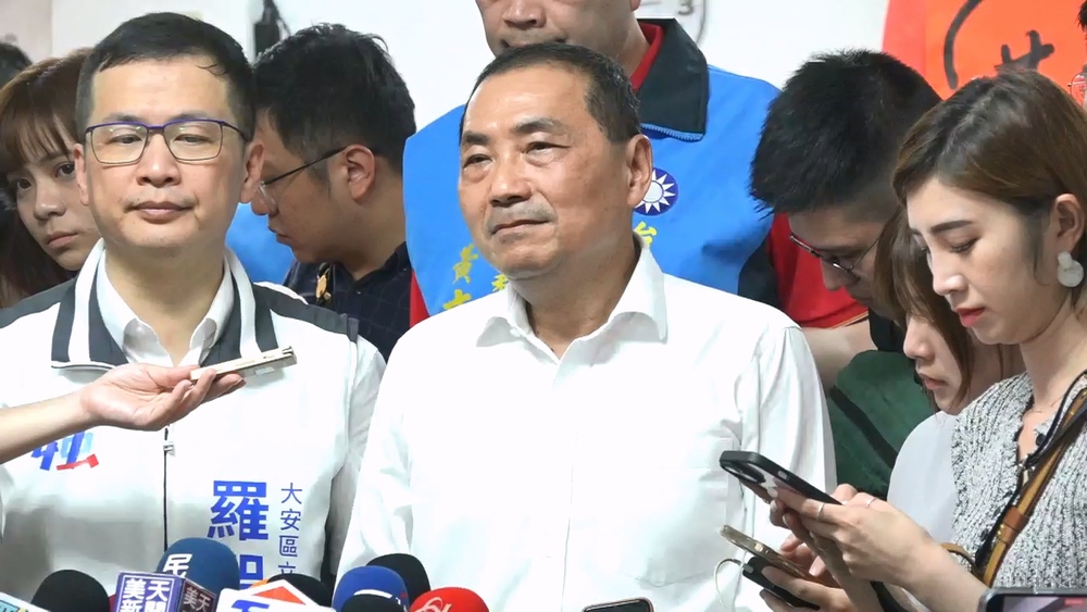 小編「...」酸侯0政見 惹怒候辦　《商周》給回應：沒被fired