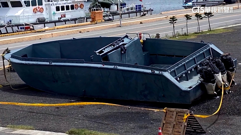 澎湖外海驚見疑中國走私艇　海巡吊回公告招領