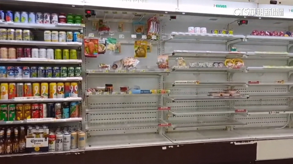 海葵來勢洶洶！綠島超商食品搶手　架上空蕩蕩