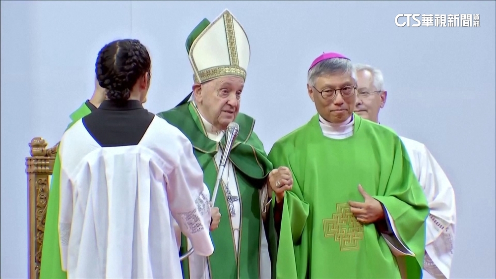 教宗訪蒙古示好北京？脫稿問候中國「高貴」信徒