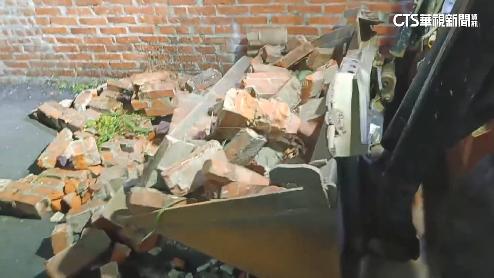 嘉義週二晚5.5淺層地震　民雄住宅圍牆倒塌