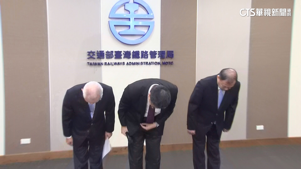用LINE或電話致歉挨批　台鐵局長杜微道歉改口