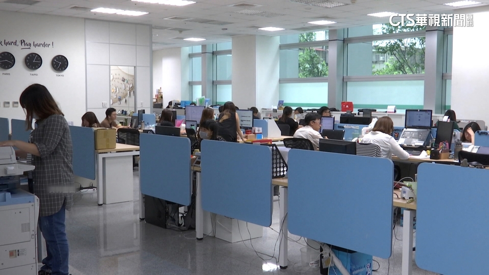 基本工資連8漲！　明年月薪27470元.時薪183元