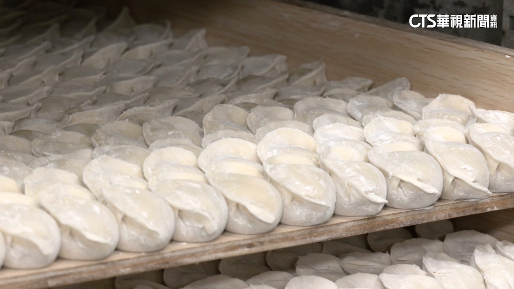 冷凍水餃打破傳統！　蔥燒牛.剝皮辣椒餡搶攻商機