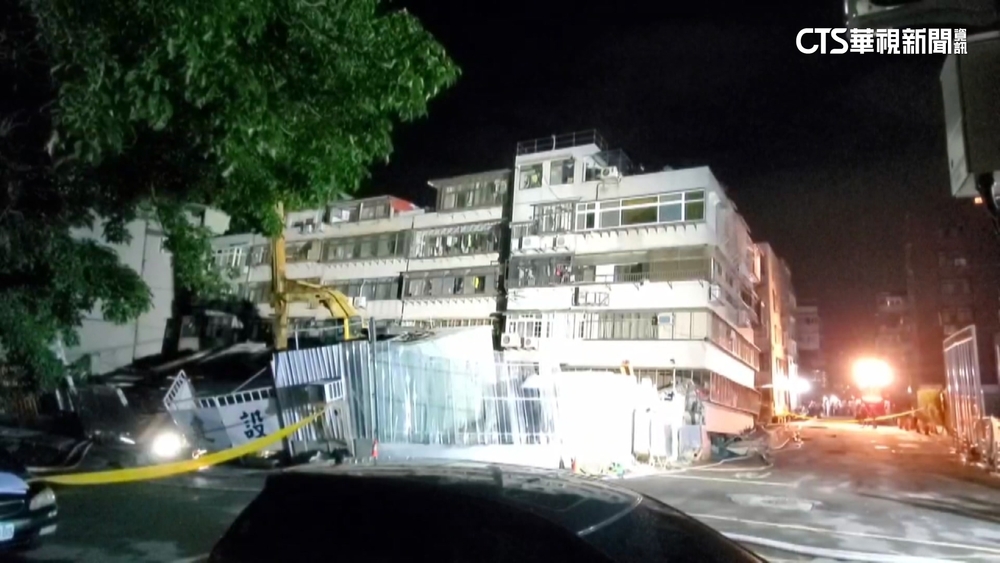 轟！我家塌了　建案害鄰宅崩「一樓消失」7棟受損