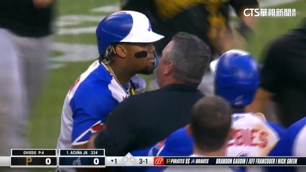 近身球險砸Acuna　Oviedo還「嗆聲」釀衝突