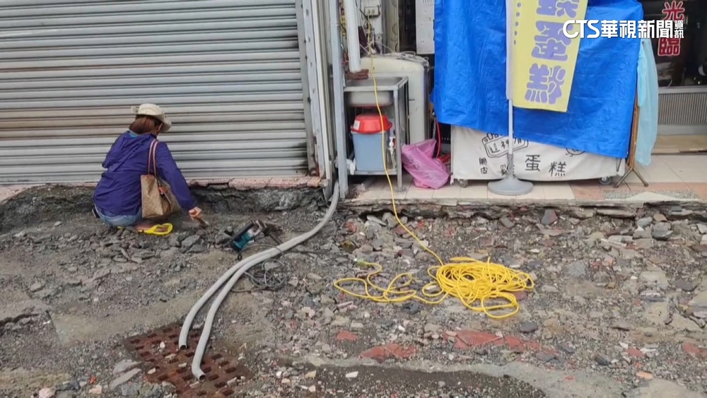 「私地欲捐市府」進行整地　引發住戶抱怨聲浪