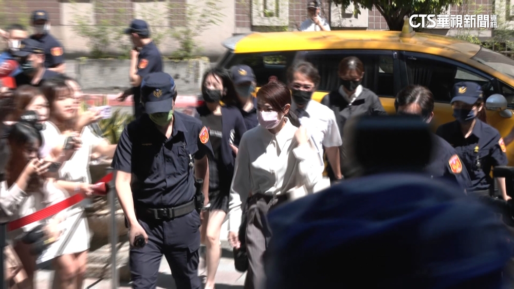 論文涉抄襲出庭　男友干政？高虹安：今年沒要辦跨年