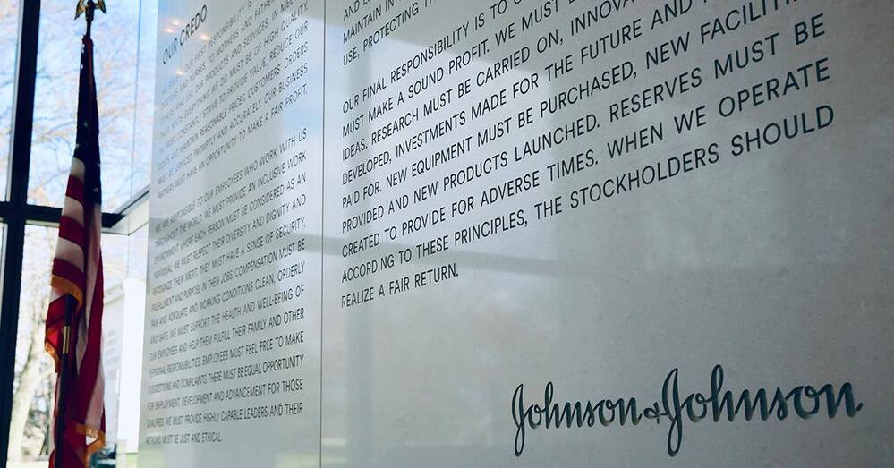 嬌生百年品牌標誌更動！紅色草寫變為正楷體　官方：專注醫藥健康