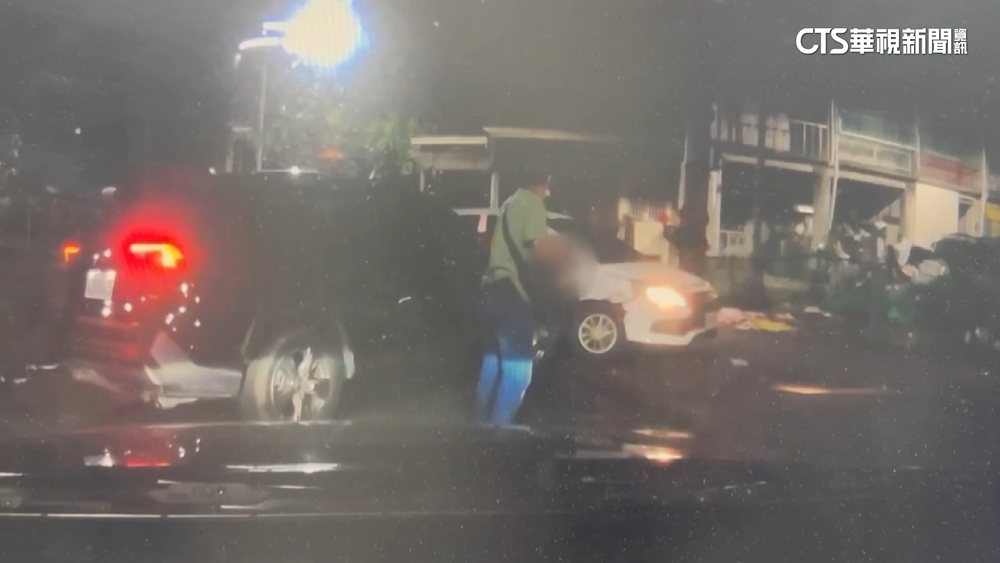 偷電纜4嫌拒捕開車衝撞　警連開19槍逮2嫌