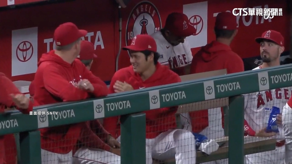 大谷時隔多日現身場邊！　可愛舉動成焦點