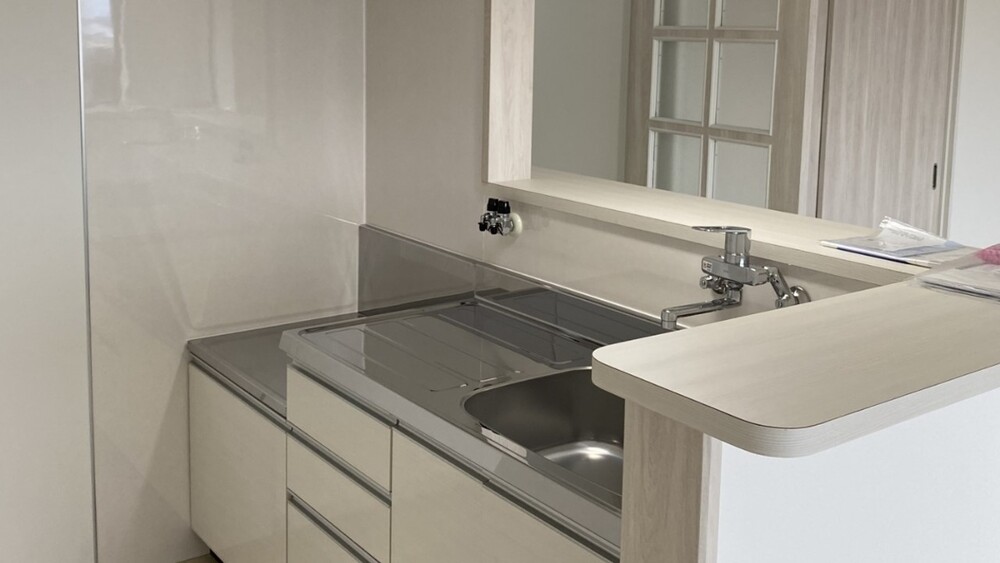 看房怎挑廚房格局？　「封閉式」VS.「開放式」兩派戰翻