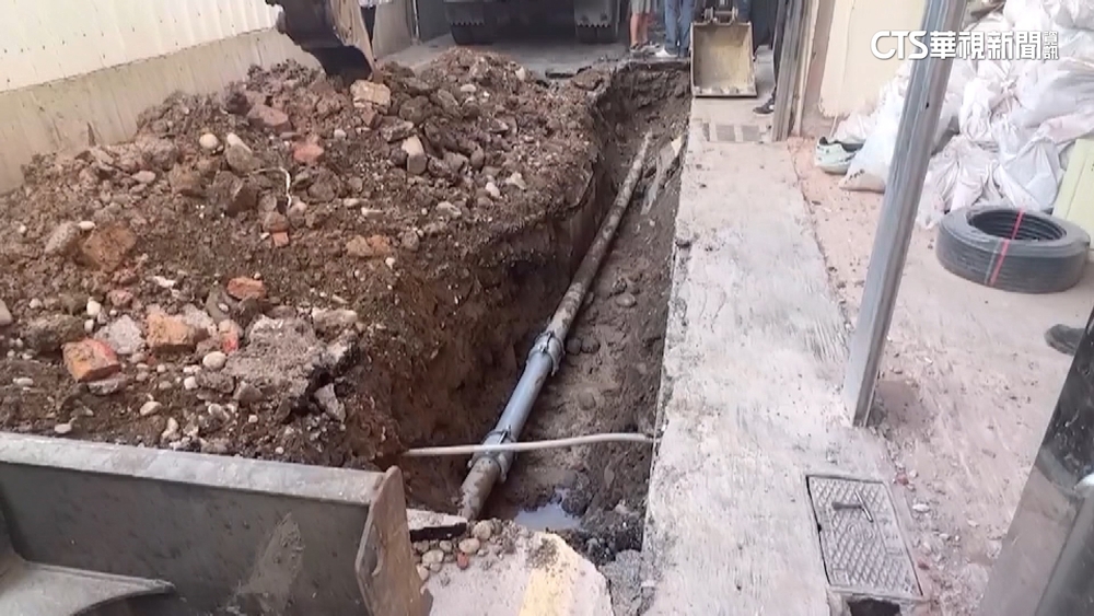 竹市驚傳天坑！憂大直翻版　市府開罰.勒令停工