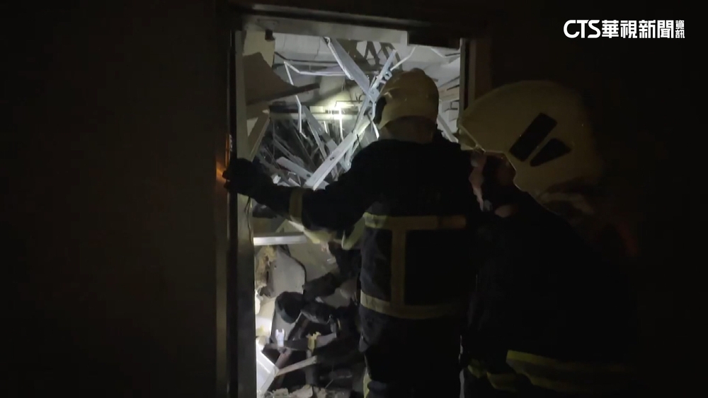 高爾夫球具工廠爆炸搶救！　1消防.7員工受困.82人送醫