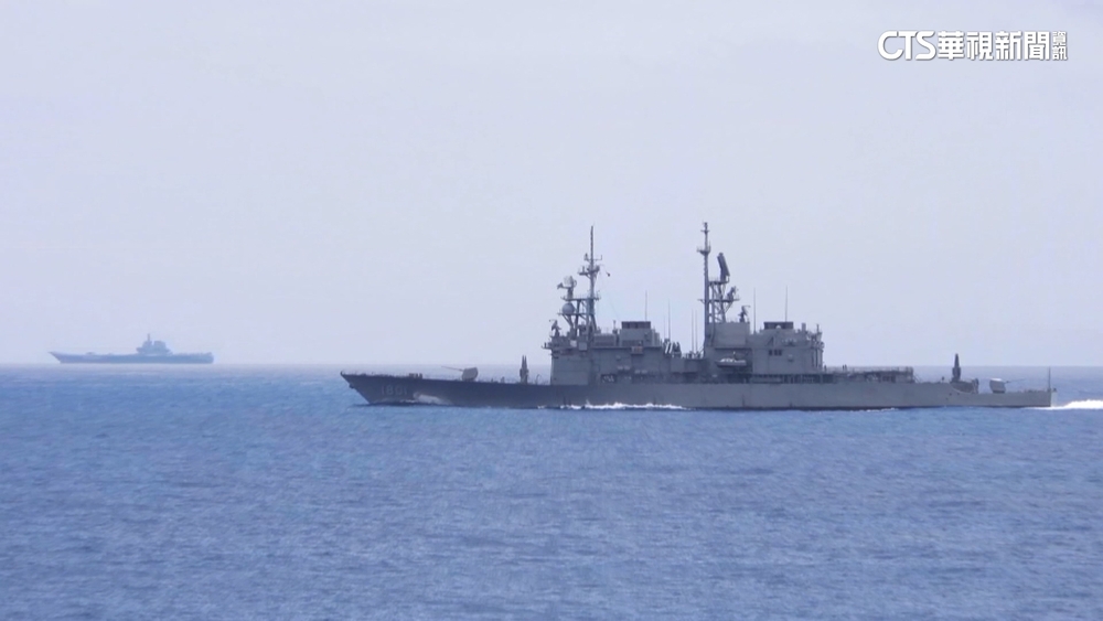 「山東號」出沒東部海域　邱國正揭：擔任「假想敵」