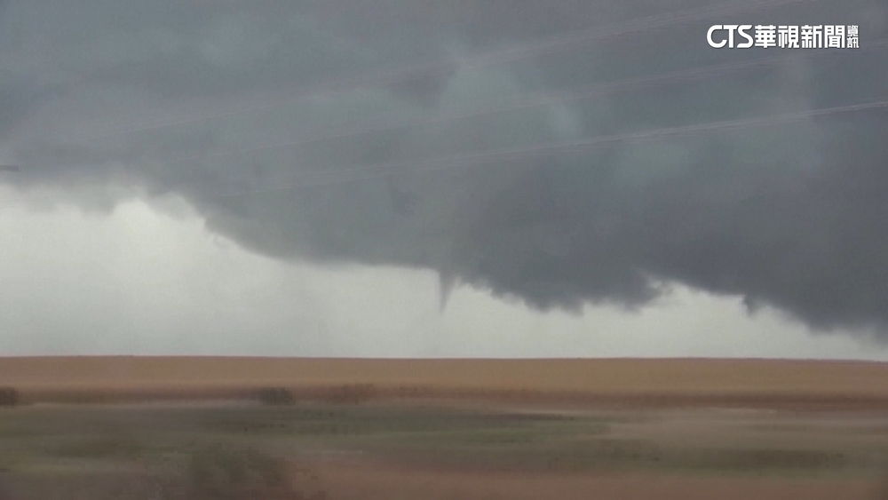 龍捲風襲美國南達科他州　時速16公里肆虐