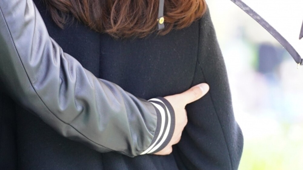 「只跟你運動」人妻與姊夫曖昧對話　2人磨腳調情成提告鐵證