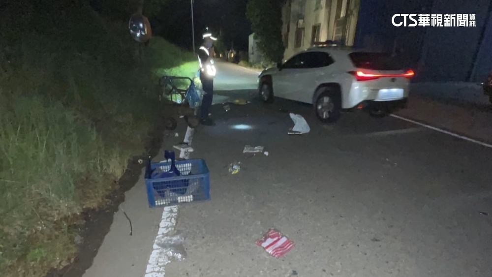 推攤車遭對向車撞飛！駕駛加速逃　目擊者：沒道德