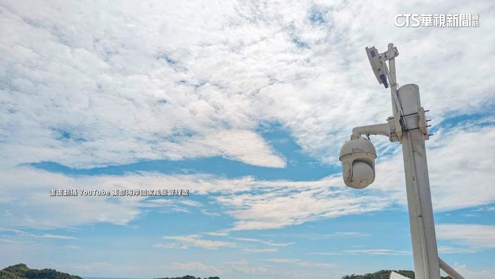 「鏡頭君」回歸遇小犬　網友加油：有大場面了！