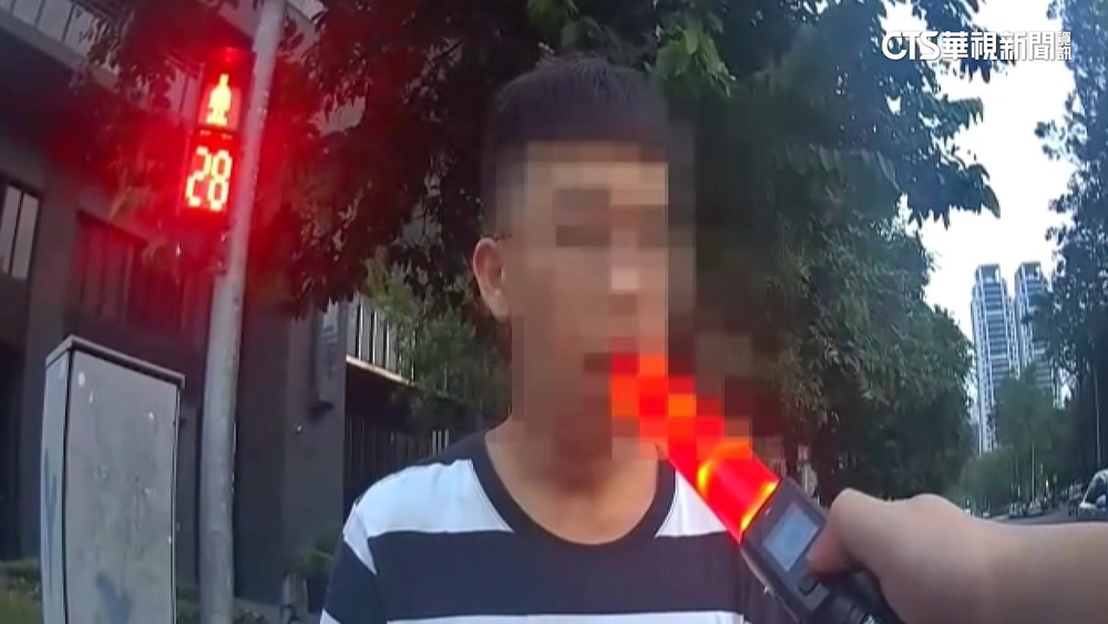 19歲男大生酒測當場嚇暈　確認沒超標...醒了！