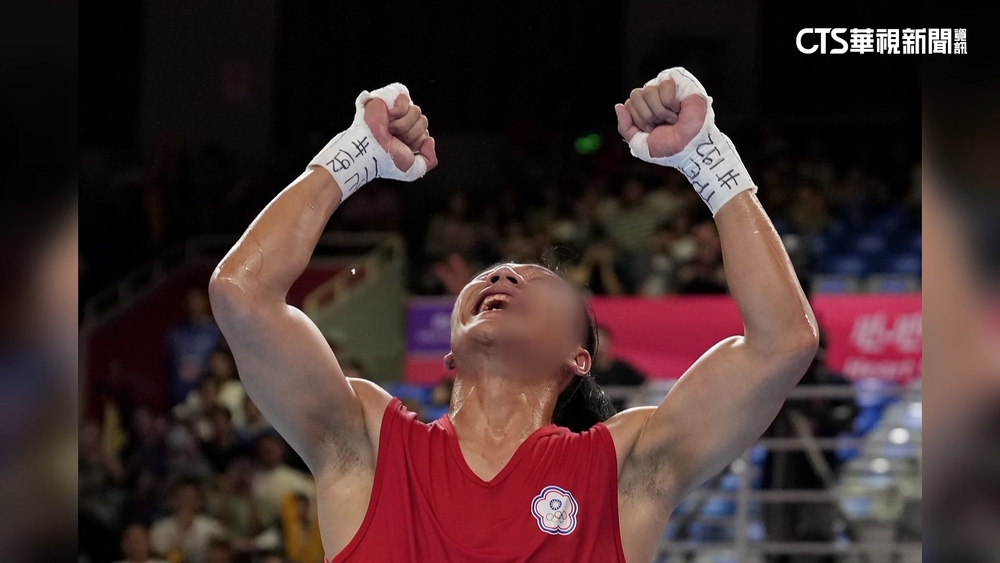 甘家葳「仰天長笑」照　美聯社選為「最佳照片」