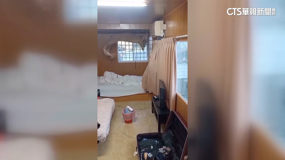 小犬肆虐！　恆春民宿慘　水管爆.玻璃窗破碎