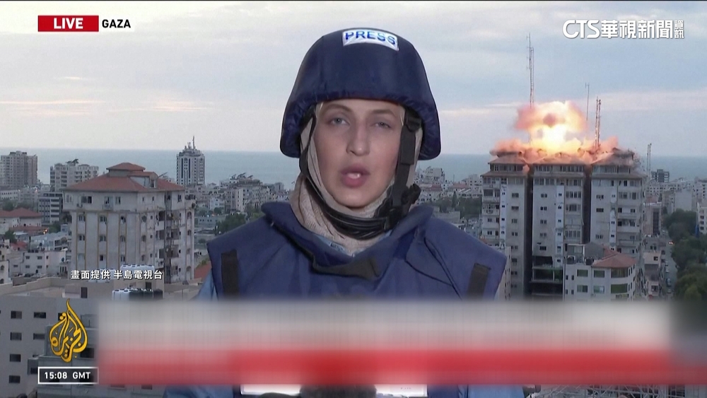 加薩走廊連線遇飛彈攻擊　半島電視台記者驚叫