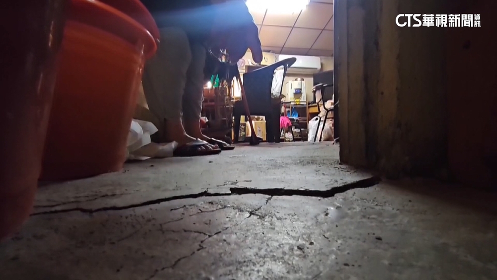 社宅「瑞屏安居」疑損鄰　屏縣府勒令停工：先確保安全