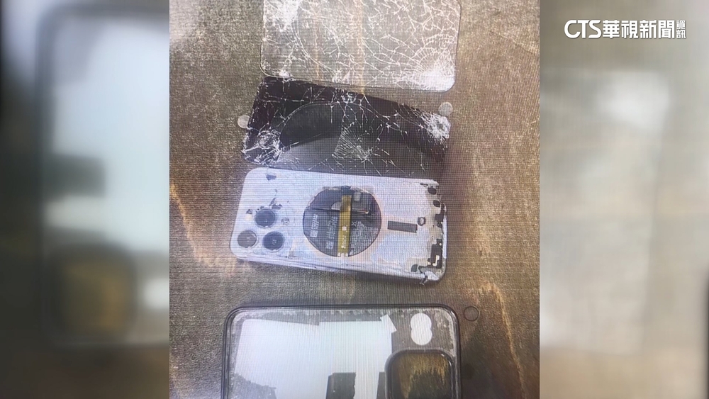 排拉麵衝突！　「以為在拍他」男砸爛星國旅客手機