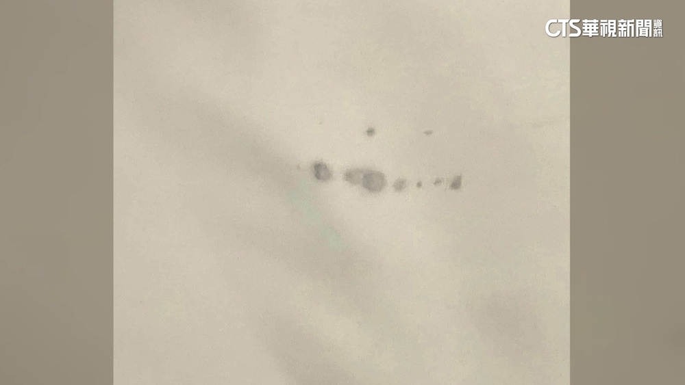 遭控床鋪現血跡.桌子有黏痕　精品酒店歉：加強改善