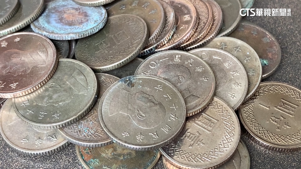 逛夜市「一元銅板付帳」遭拒收　顧客投訴引發論戰