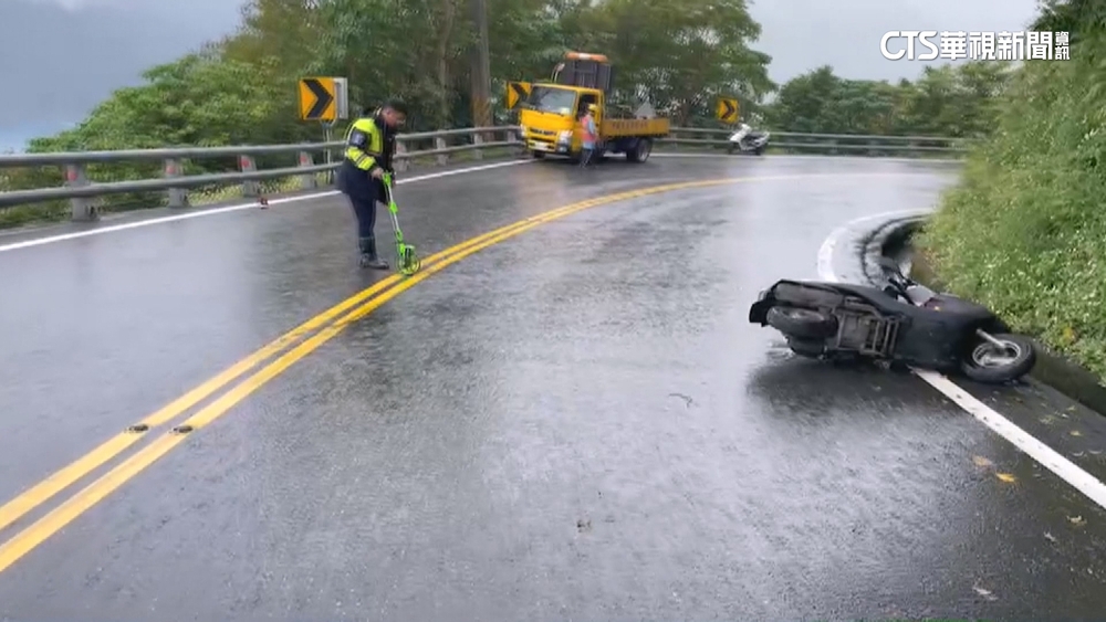 男騎士墜坡「敲石」呼救　受困近4小時獲救