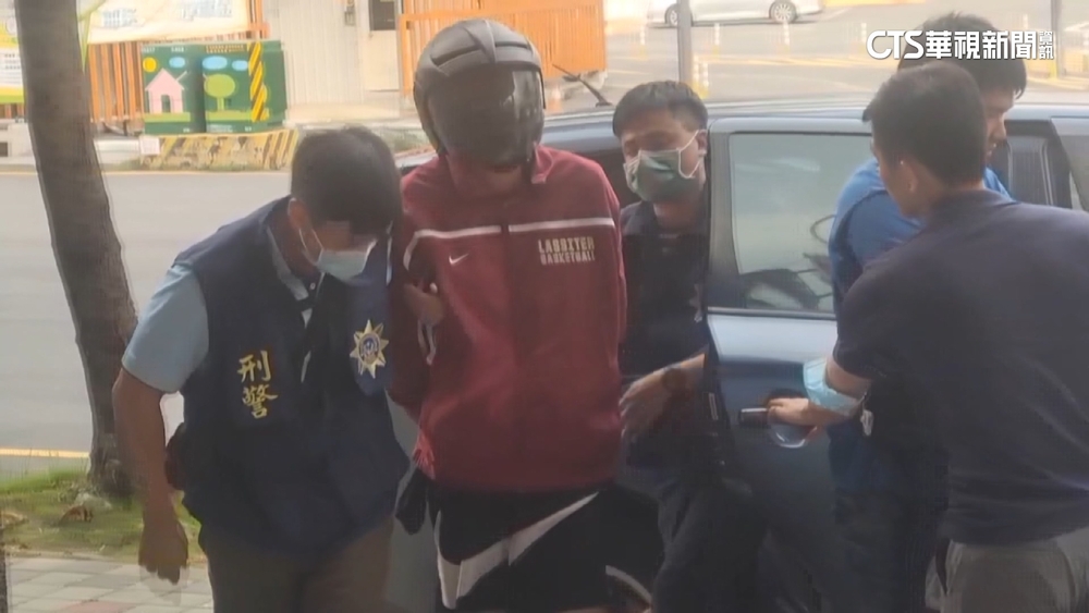 屏東刺青店疑消費糾紛遭縱火　警逮19歲男嫌