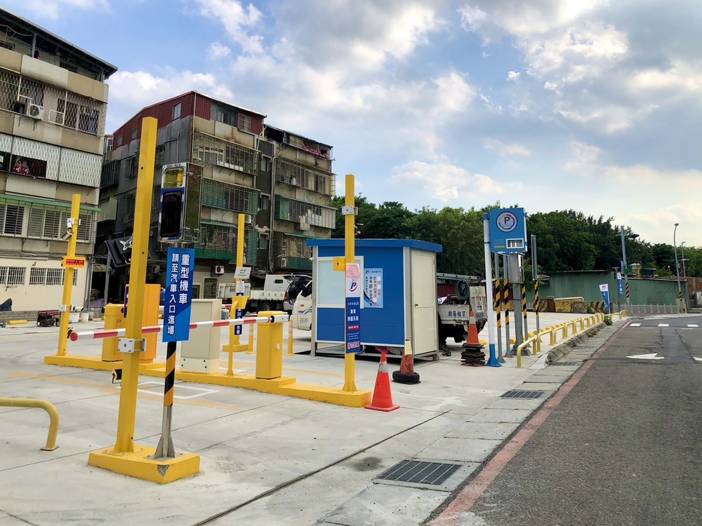 板橋區永翠路停車場。（新北市政府提供）
