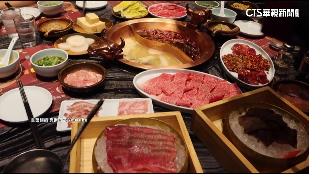 知名麻辣鍋見「一窩蟑螂」　業者歉：閉店3天清消