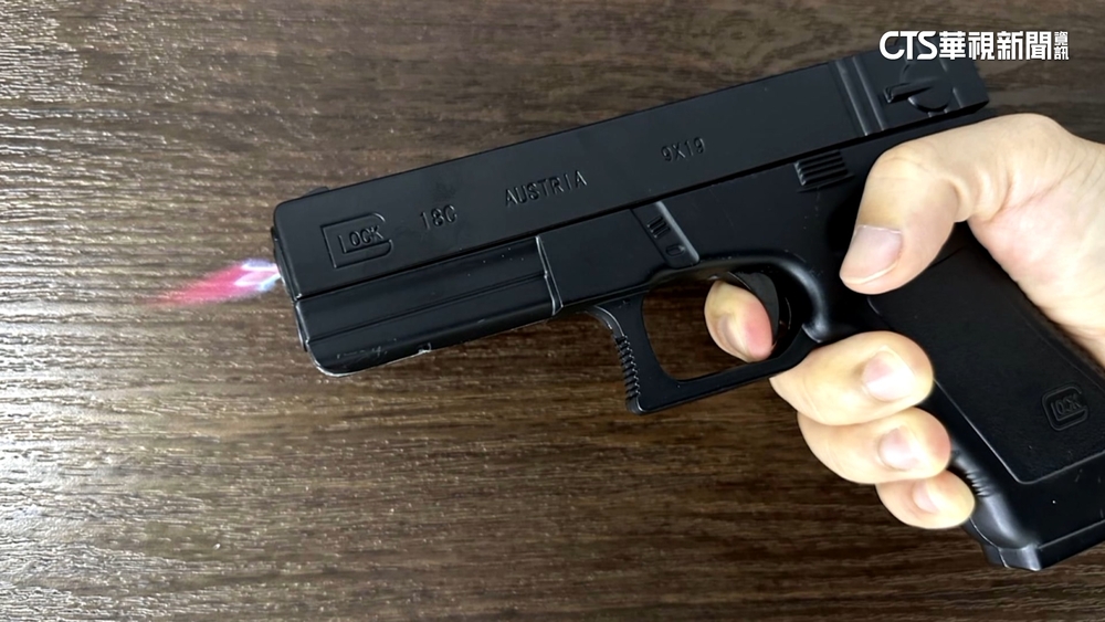 警攔查轎車搜毒！　赫見「槍型打火機」虛驚一場