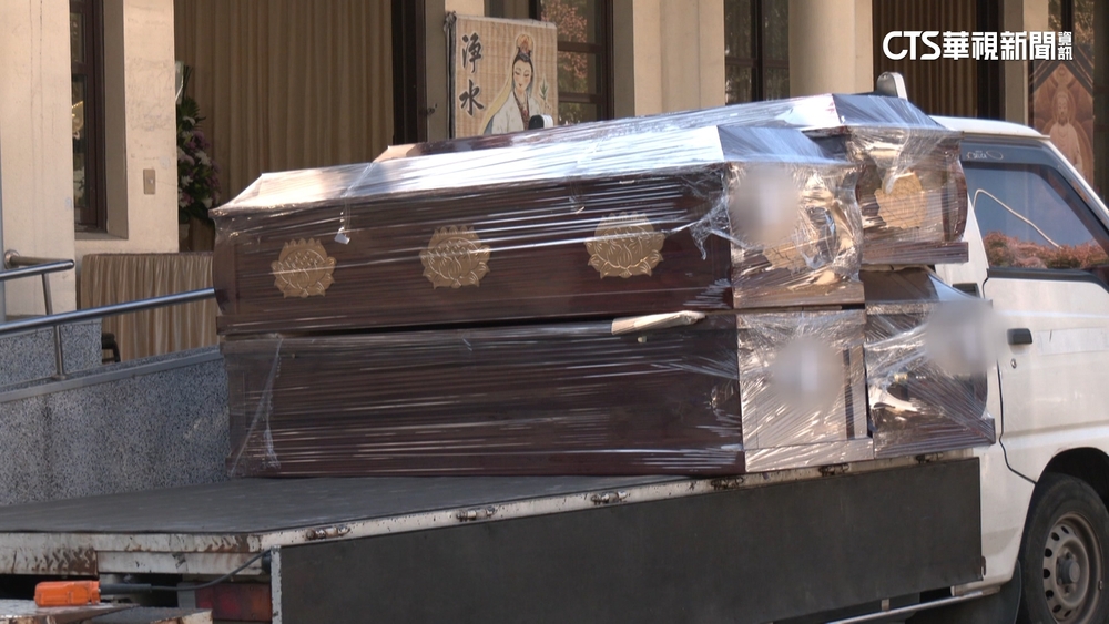 殯葬「抬棺工」暴利　板橋四海幫跨區基隆插旗