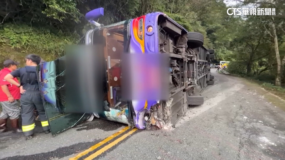 七旬婦與夫出遊　疑坐遊覽車右後方遇劫不治