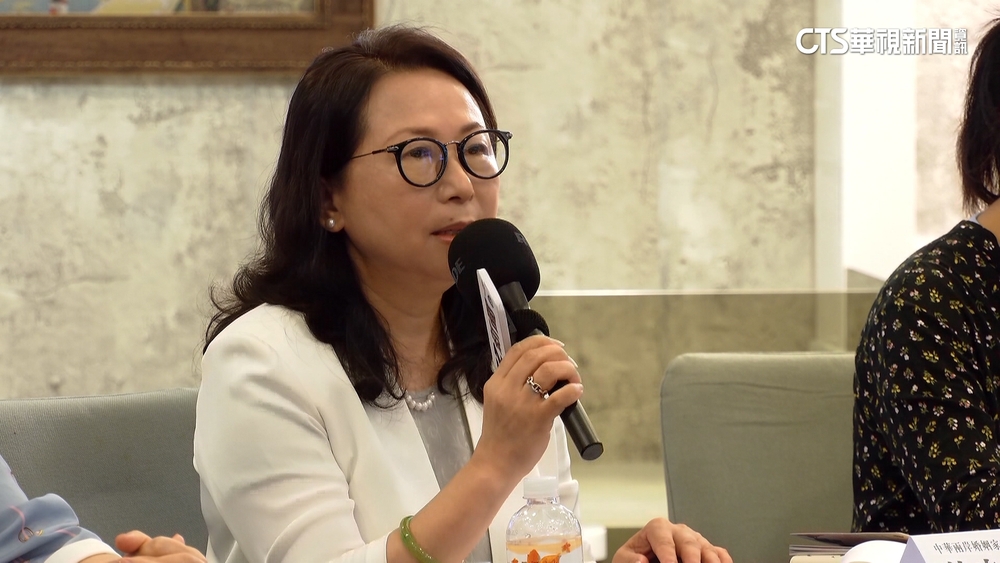 遭控要中配告發夫家暴.返中遭監控　徐春鶯駁斥