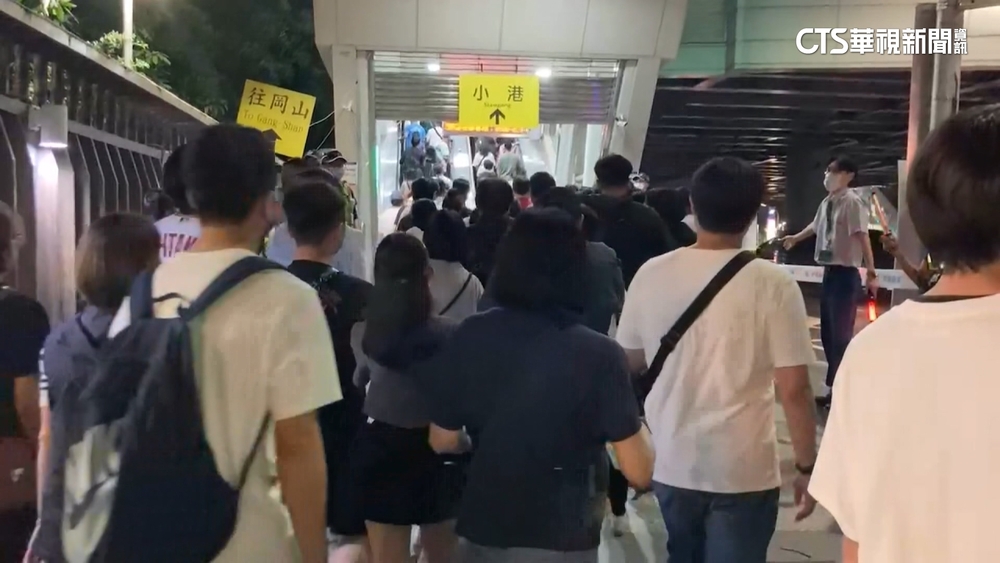 Coldplay演唱會湧近8.7萬人次　88分鐘完成疏運