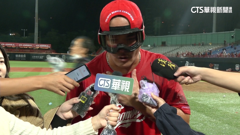 林智勝帶領「小龍」封王　伍鐸來台9年終奪冠